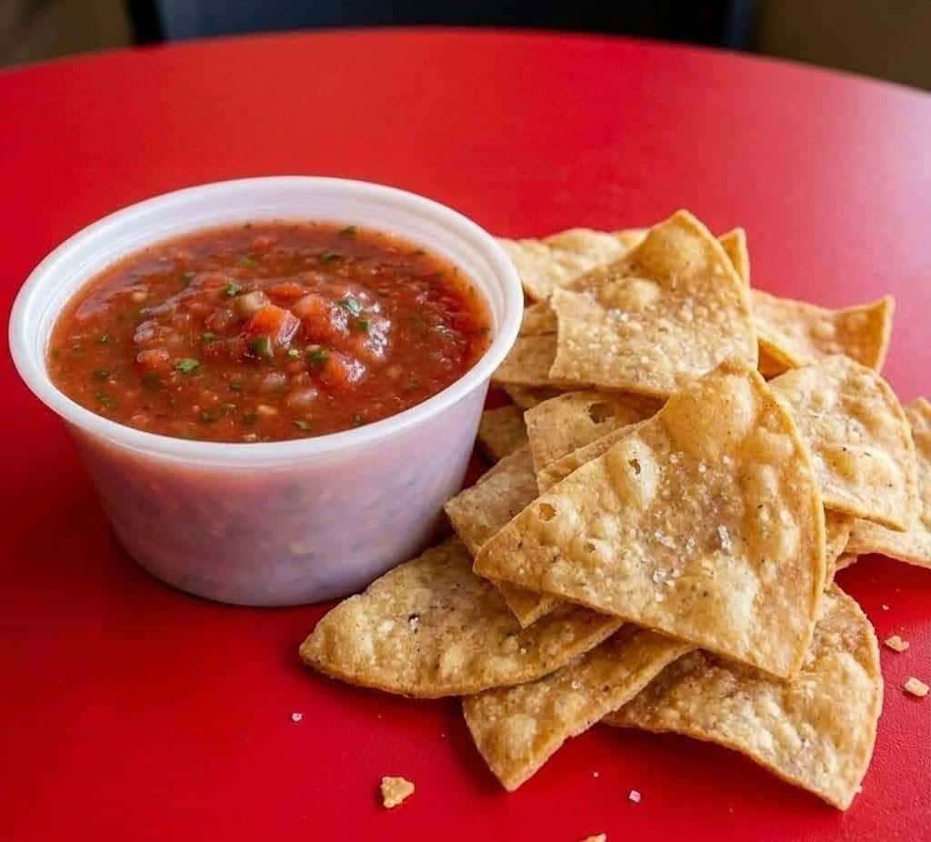 Chips & Salsa (small)